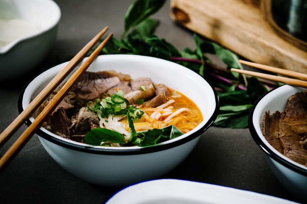 spicy vietnamese noodle soup: bun bo hue recipe - www.iamafoodblog.com