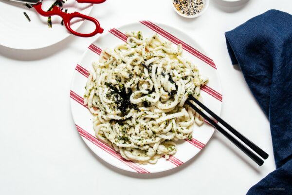 Everything Bagel Pesto Stir Fry Yaki Udon | www.iamafoodblog.com